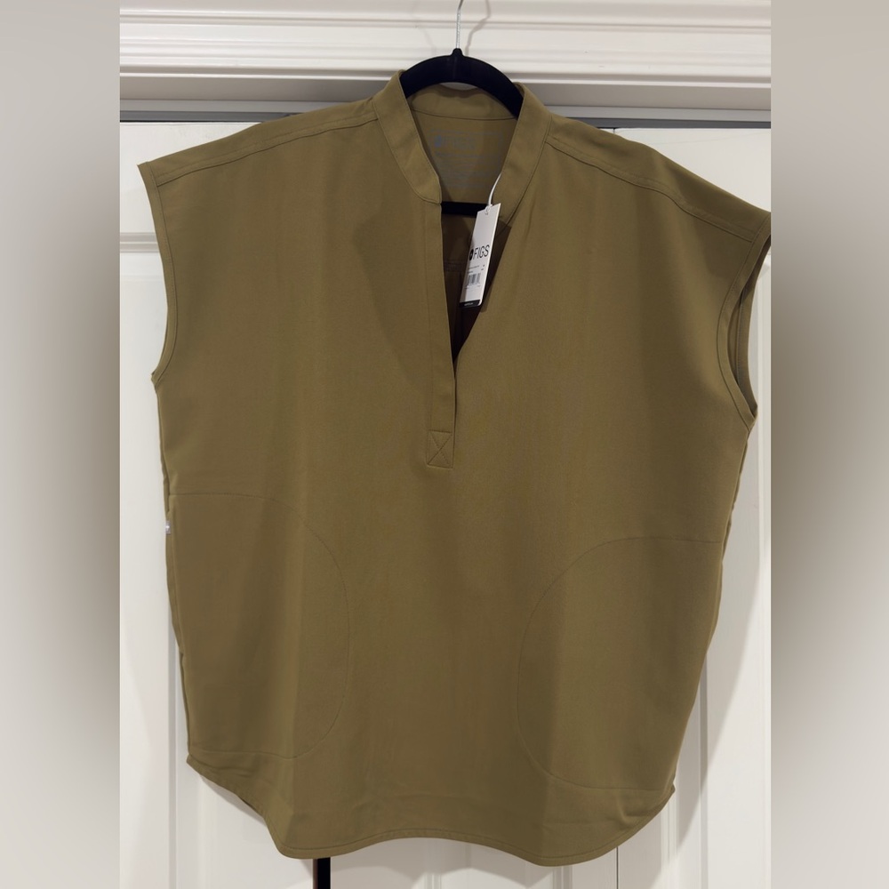 🩺 FIGS Rafaela Oversized Scrub Top — Martini Olive
